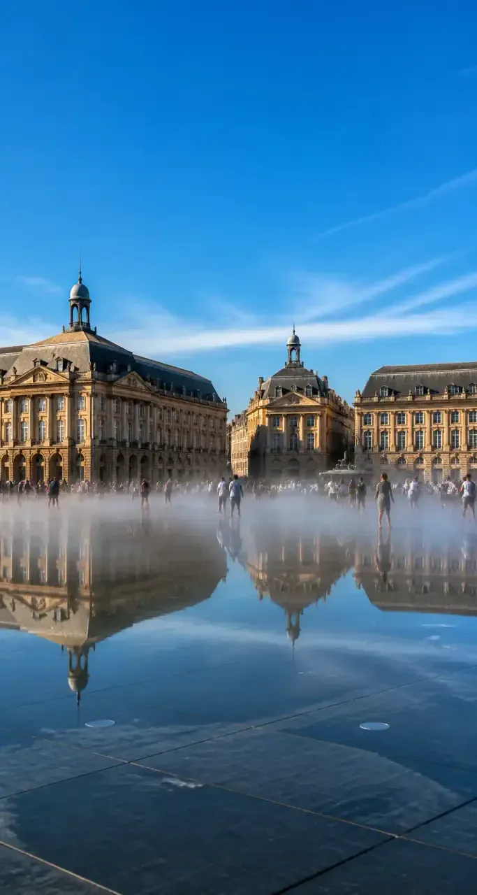 Miroir d'eau et Place de la Bourse à Bordeaux